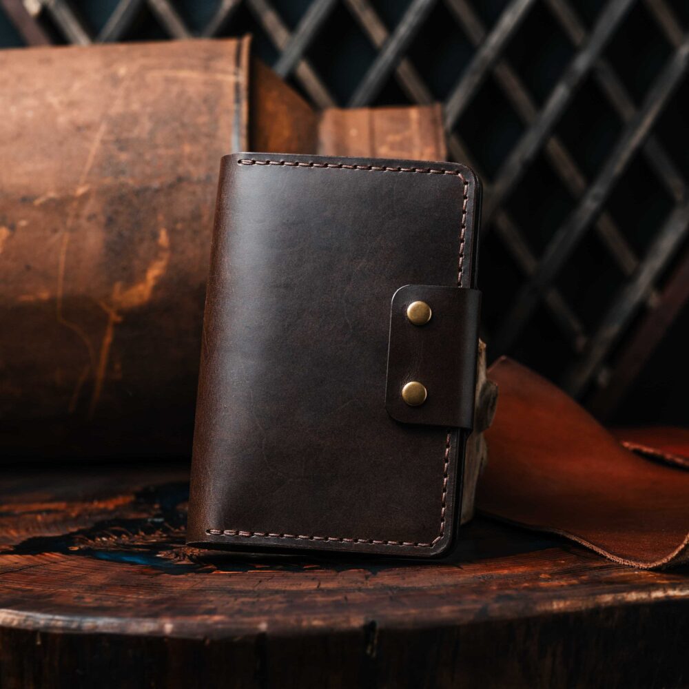 Field Notes Journal In dark brown "Lituanica"