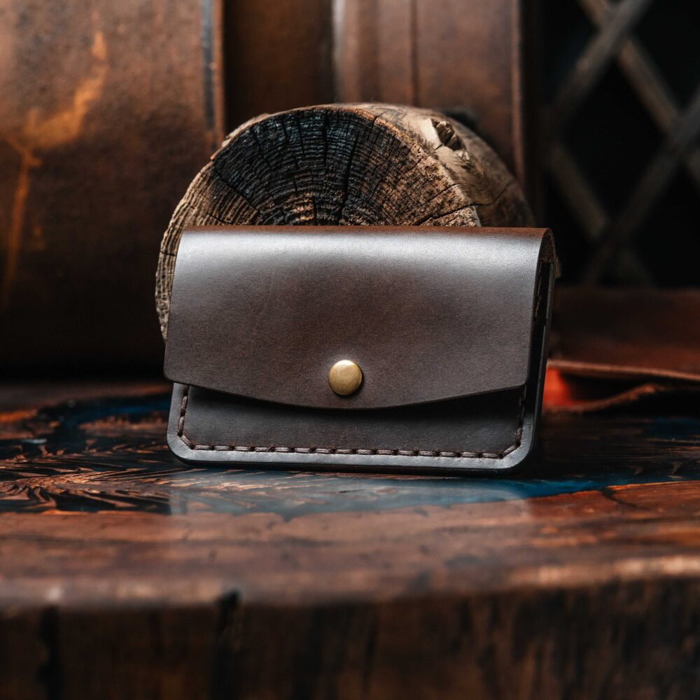 "Nomad Snap Wallet" in Dark Brown "Lituanica"